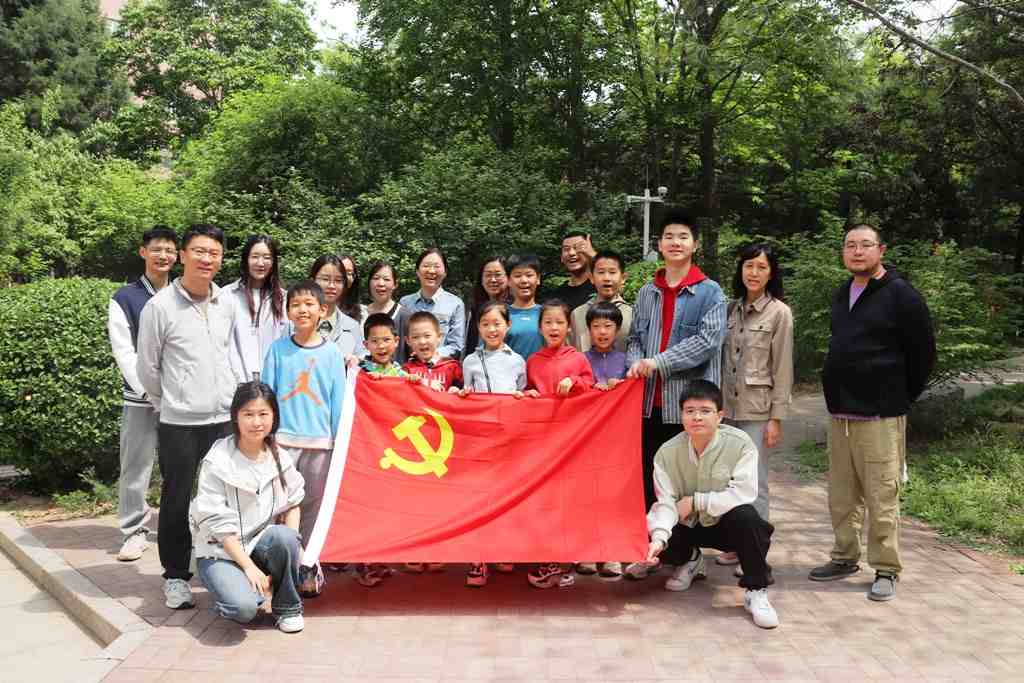 合影.JPG