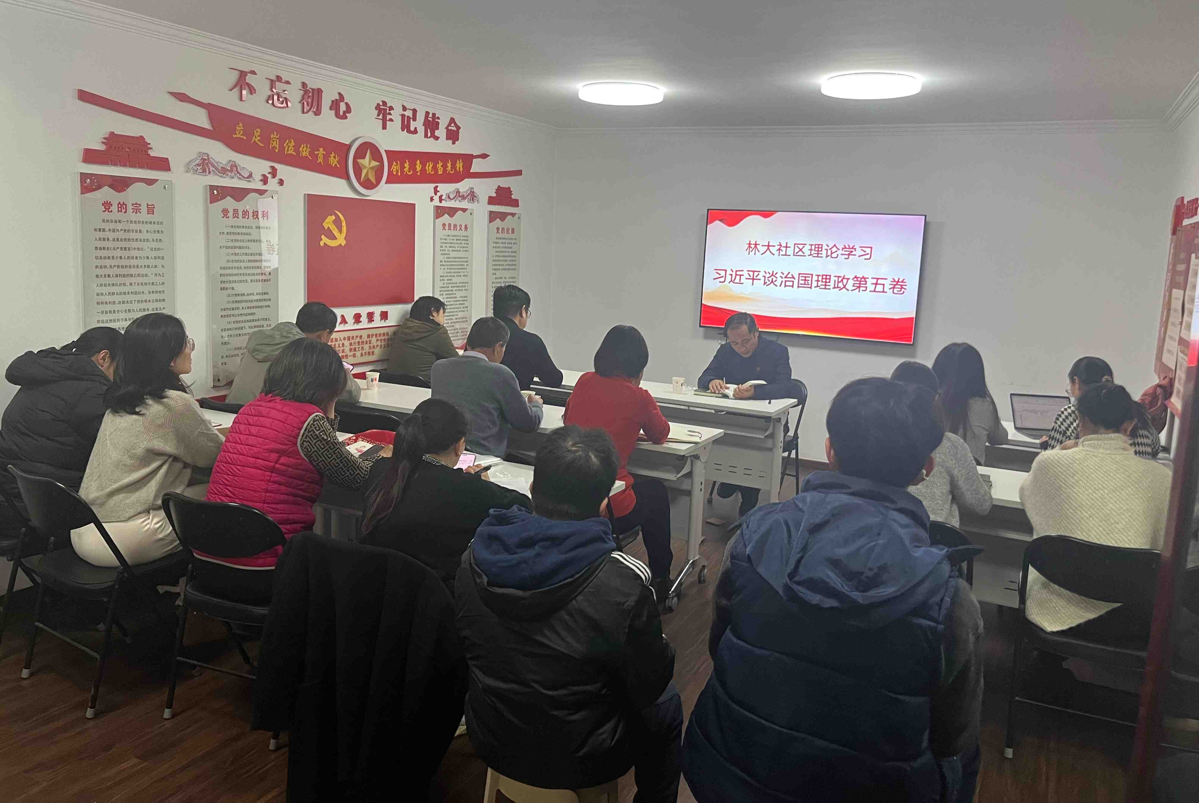 《习近平谈治国理政》第五卷2.jpg