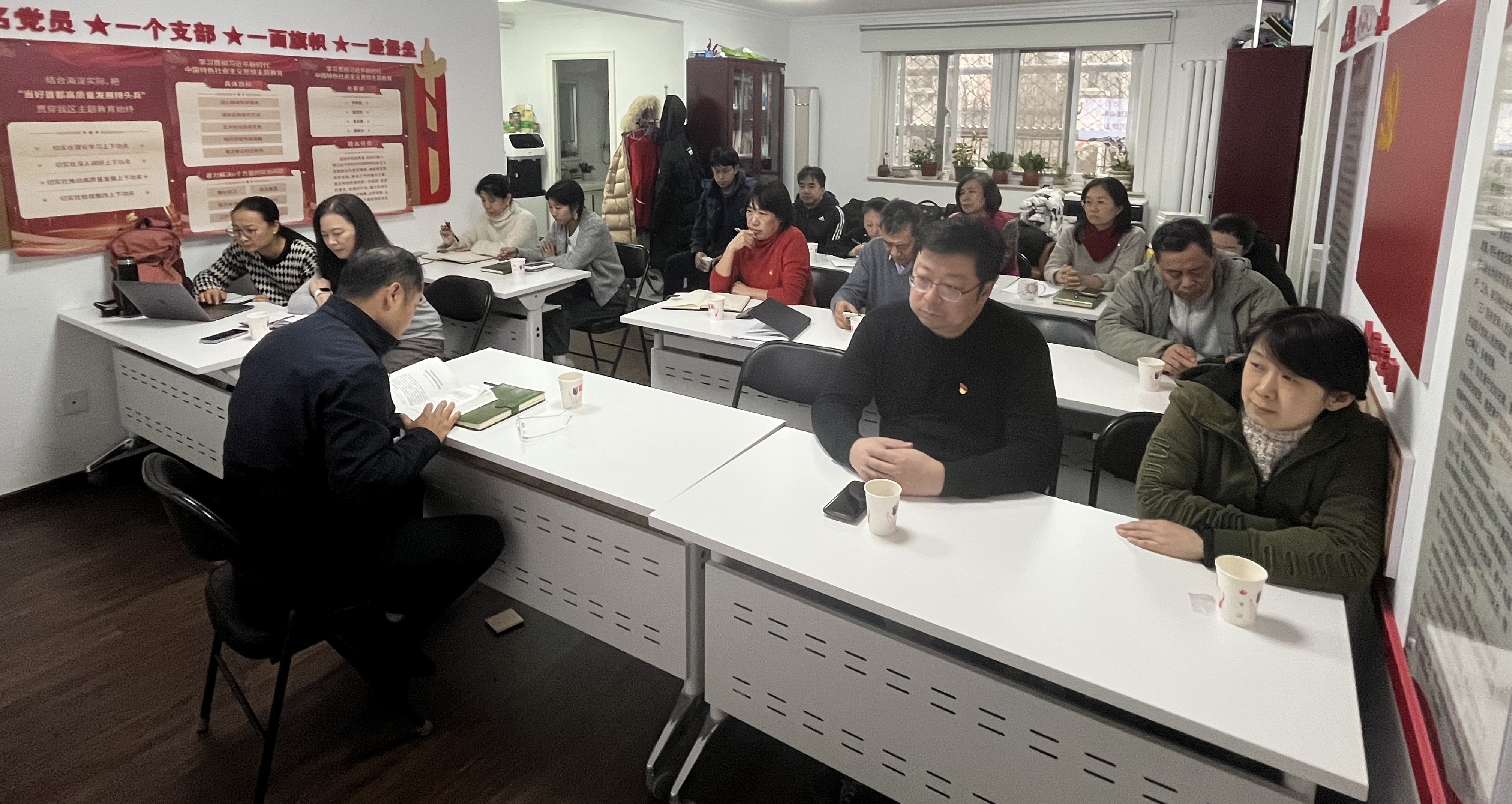 《习近平谈治国理政》第五卷1.jpg